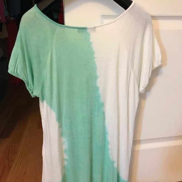 Venus White-Turquoise Tee with Sequins - NWOT - Picture 2 of 2